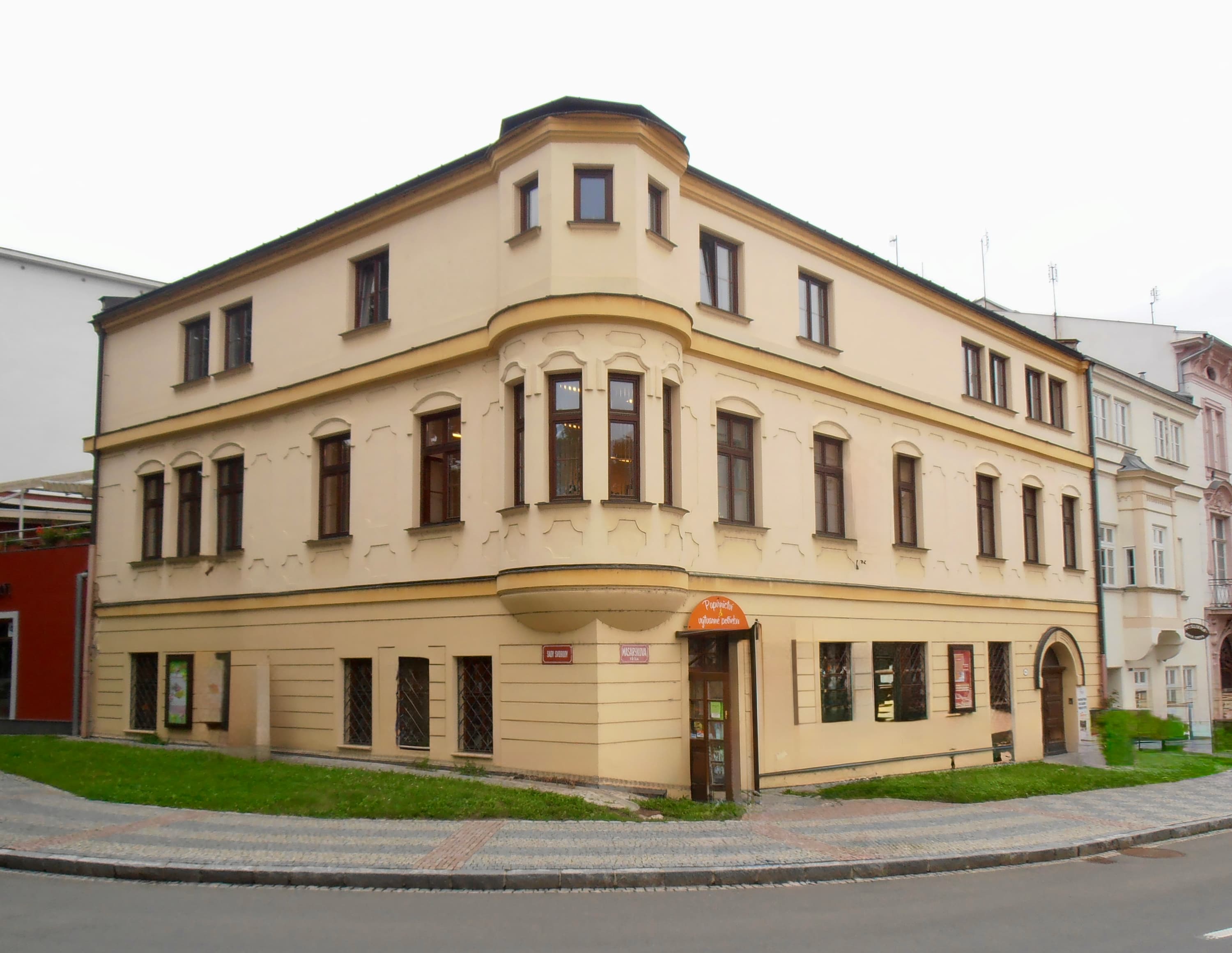 Bytový dům s obchodními prostory, Masarykova třída 36, Opava – REAL MOVEMENT OPAVA