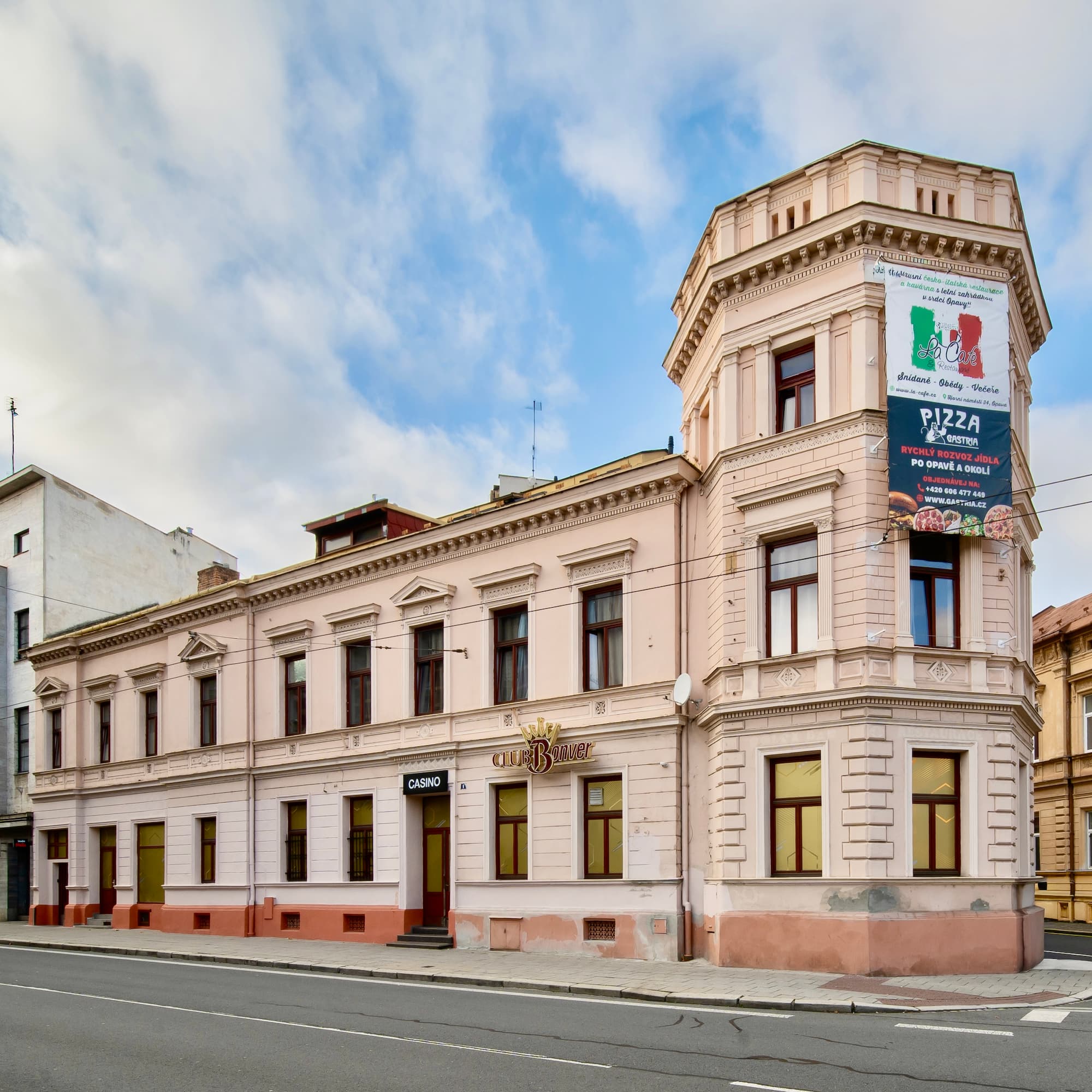 Bytové, komerční a ubytovací prostory, Olomoucká 6, Opava – REAL MOVEMENT OPAVA